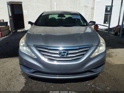 Used Washer Fluid Reservoir fits: 2011 Hyundai Sonata  Grade A - Image 1 of 4