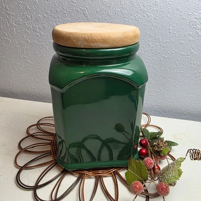 Winsome tarro de galletas con tapa de madera verde cazador de cerámica con forma rectangular Foto 1 de 4