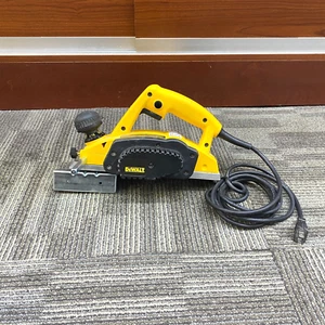 DEWALT 7 AMP Corded 3- 1/4" Planer - Picture 1 of 4