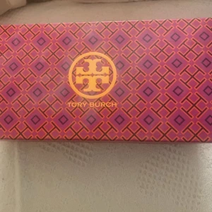 TORY BURCH SCHUHKARTON leer - Bild 1 von 4