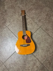 YAMAHA FG-JUNIOR JR-1 RED LABEL AKUSTIKGITARRE - Bild 1 von 9