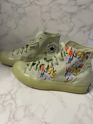 *RARO* Mandriles Converse "Somos más fuertes juntos" A01730C Oliva Floral 9 Mujeres Foto 1 de 4