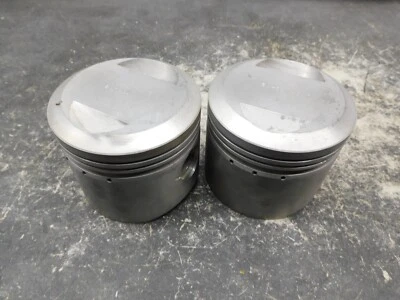 Ducati bevel Desmo 860 Pistons 80-66148/7     1424 - Image 1 of 4