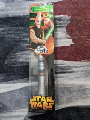 Star Wars Movimiento Activado Jedi Electrónico Luz Verde Sable Nuevo 2005 ROJOS Foto 1 de 4