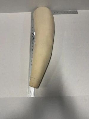 Professional Woman Dress Form Arm - ALVAFORM, ALVANON SIZE 20W, LEFT - Image 1 of 4