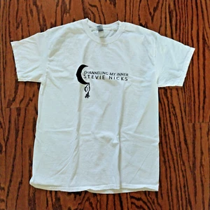 T-shirt vintage bianca Stevie Nicks grande canalizzazione del mio concerto interiore Gildan - Foto 1 di 6