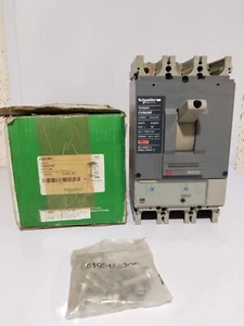 SCHNEIDER ELECTRIC CVS630F MOULDED CASE CIRCUIT BREAKER 630A 3P 36KA - Foto 1 di 9