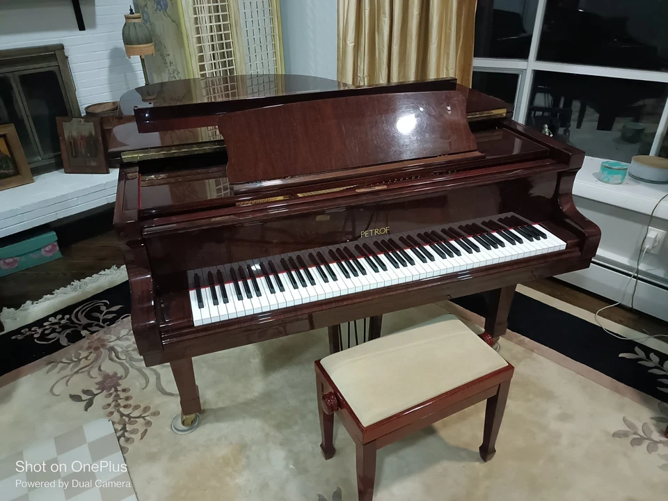 Petrof Model IV 5'8" Grand Piano in Mahogany - Image 1 of 4