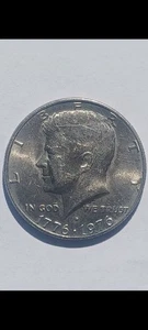 Error 1776-1976 Bicentennial Half Dollar - Picture 1 of 7