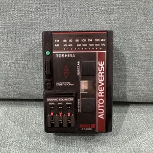 Reproductor de radio y casete portátil Toshiba KT-4036 de colección de los años 80 - piezas/reparación - Imagen 1 de 20
