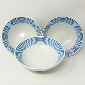 Johnson Bros. Juego de tres cuencos lineales de porcelana a rayas azules blancas Wedgwood - Imagen 1 de 4