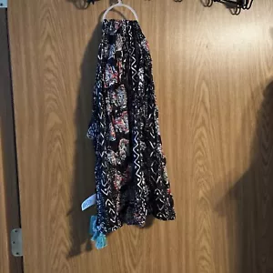 Maurices Women’s Dress Scarf Floral Print With Tassels NWT Orig. $18 - Picture 1 of 4
