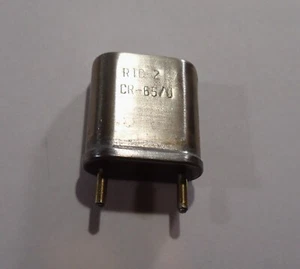 HC-6/U - 48,9000 MHz Radio Crystal - 0,050 pinów - Niemarkowe - CR-65/U - Zdjęcie 1 z 2