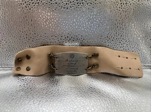 Lenny und Eva Mix & Match Manschette Armband und abnehmbare Platte/Anstecknadel Judy Girlande - Bild 1 von 7