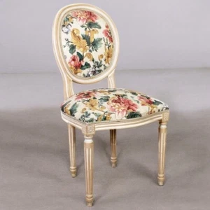 Sedia imbottita shabby vintage poltrona poltroncina in stile antico Luigi XVI . - Picture 1 of 13
