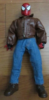 1997 年彼得·帕克/蜘蛛侠玩具 Biz 可移动面具和衣服 11 英寸可动人偶 — 第 1/4 张图片