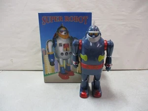 Tin Windup Super Robot - Picture 1 of 2