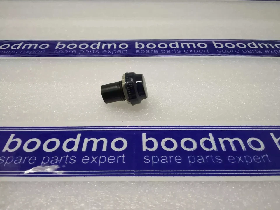 Light for MAHINDRA MAXI TRUCK, MAXX PICK UP - 0075336 - Mahindra - Image 1 of 1