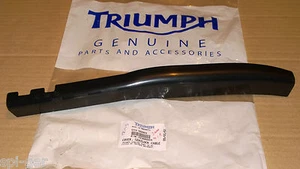 Tiger 1050 Genuino Triumph Nuevo Bloqueo de Asiento Cable Cubierta Panel de Ajuste P/No. T2306669 - Imagen 1 de 4