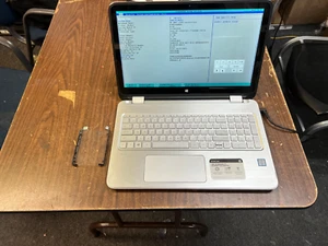 HP Envy x360 Convertible 15-u483cl i7-6500U 2.50GHz 12GB 15.6" No OS no HDD - Picture 1 of 10
