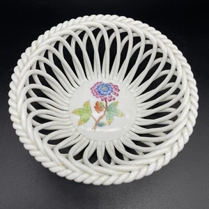 Vtg Herend Hungary Porcelian Floral Open Weave Lattice Bowl Basket 5" 7371 VBO - Picture 1 of 9