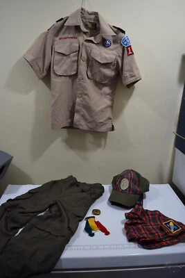 Conjunto Camisa Calça Chapéu Lenço Fita Slide Boy Scout YOUTH S Webelo F374 - Imagem 1 de 4