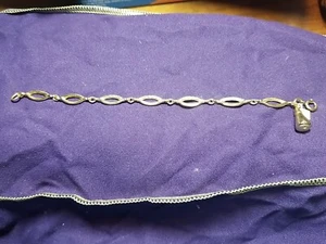 Vintage Sarah Coventry 6.5" Bracelet Goldtone - Picture 1 of 2