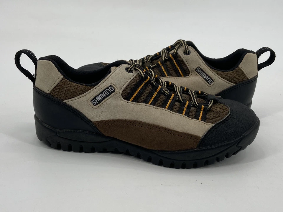 Sapatos de ciclismo Shimano tamanho 38 SH -M033B - Imagem 1 de 4