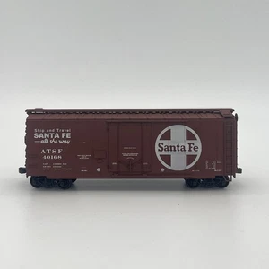 Accurail 40’ Steel Box Car Santa Fe Plug Door ATSF 40168 HO Scale Trainset - Bild 1 von 6