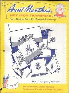 Tante Martha's #9925 Stickerei Hot Iron Transfer Monogramme, Alphabete Neu aus altem Lagerbestand - Bild 1 von 1