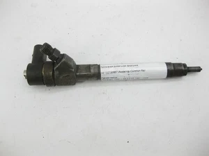 Mercedes-Benz A6130700887 Diesel Fuel Injector OM611 OM612 OM613 - Picture 1 of 5