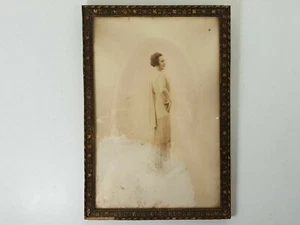Cadre / verre photo photographie Femme élégante robe cabinet curiosité déb 20e s - Imagen 1 de 12