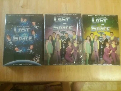 LOST IN SPACE Series -Brand New Season 2 Vol 1; Used Final Season 3 Volumes 1& 2 Foto 1 de 4
