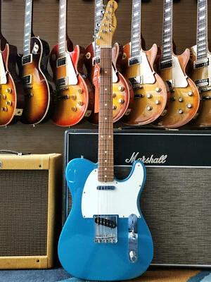 Fender Limited Edition Vintera' 70s TELECASTER 2022 - Lake Placid Blue - Photo 1/4