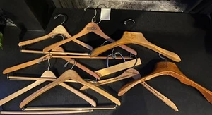 Vintage Lot Of 9 Wood Hangers Including assorted Hotels And Stores - Picture 1 of 10