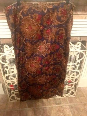 Chaps Home King Sham Cachemira Azul Oscuro/Dorado Foto 1 de 2