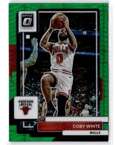 2022-23 Donruss Optic Coby White #90 Hyper Green Chicago Bulls - Picture 1 of 2