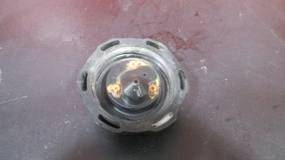 03-09 YAMAHA TTR125E OEM КРЫШКА ТОПЛИВНОГО ЭЛЕМЕНТА БЕНЗОБАКА - Изображение 1 из 2