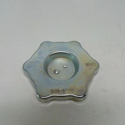 TAPPO INTRODUZIONE OLIO MOTORE 4232606  PER LANCIA DELTA I - DEDRA - A112 - Imagem 1 de 2