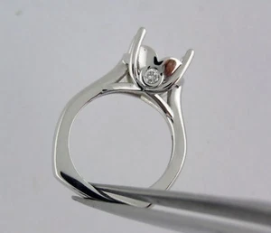 Anello semi montaggio per oro bianco da 3 ct a 14 carati con design cuore gambo euro - Foto 1 di 12