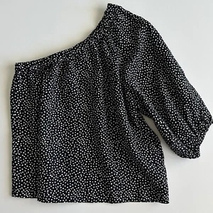 DECJUBA Sara Linen Blend One Shoulder Top Medium Polka Dots Preppy Peasant Boho - Picture 1 of 8