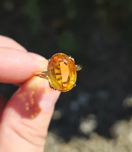 18ct gold huge 5ct citrine ring size Q, 18k 750 heavy 6.4 grams - Picture 1 of 6