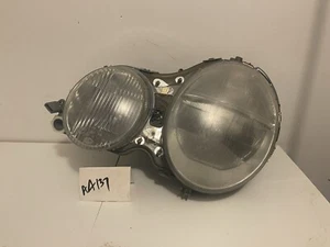 ❌ 1998 1999 MERCEDES E-CLASS LEFT HEADLIGHT 144 346-00 damaged OEM - Picture 1 of 11