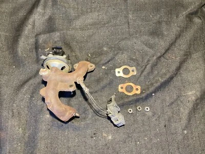 Válvula 94-98 Lexus ES300 94-00 Camry 3,0 L G1 1MZFE EGR Foto 1 de 4