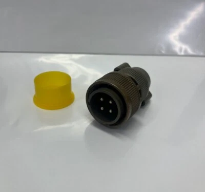 ITT Cannon MS3106R18-10P Circular MIL Spec Connector - Image 1 of 4