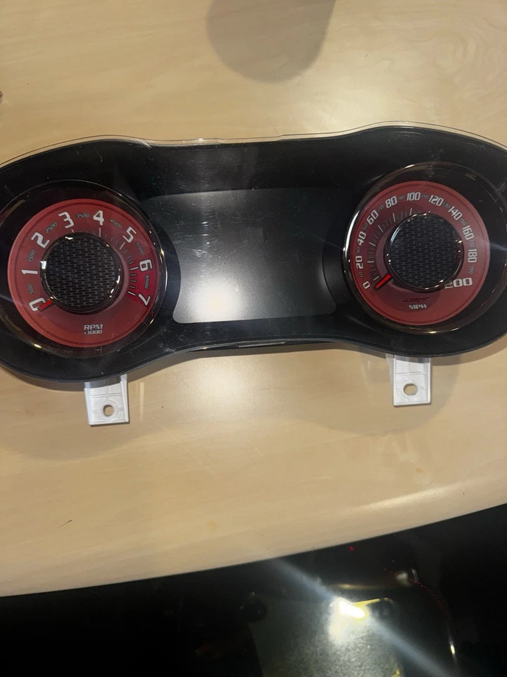 Dodge Challenger Hellcat Cluster 2015-2023 36 k odémetro velocímetro Foto 1 de 1