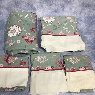 Westpoint Stevens Mod 4 Pc Twin Sheet Set Pillowcases Vintage Green Pink - Image 1 of 4