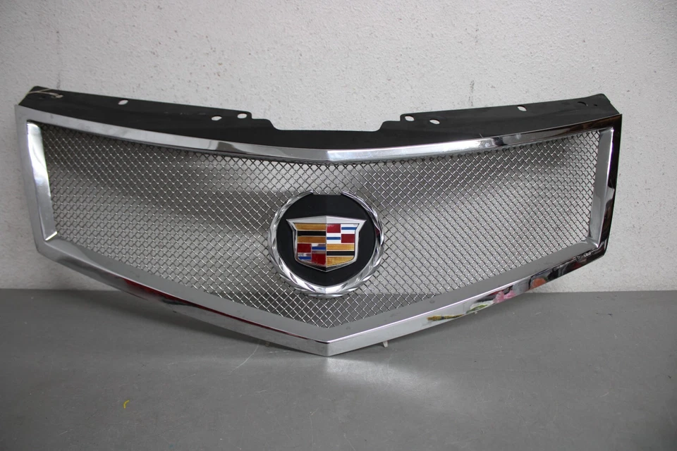 2010-2011-2012 CADILLAC SRX FRONT GRILLE AFTER MARKET - Imagem 1 de 4