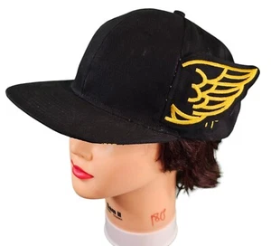 Topp To Infinity Wing Flaps Pilotenbrille Druck schwarz Mütze Snapback Cap Einheitsgröße - Bild 1 von 6