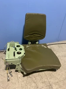 Military Bradley tank armored carrier command seat & bracket 19 Kilo Tanker - Picture 1 of 4